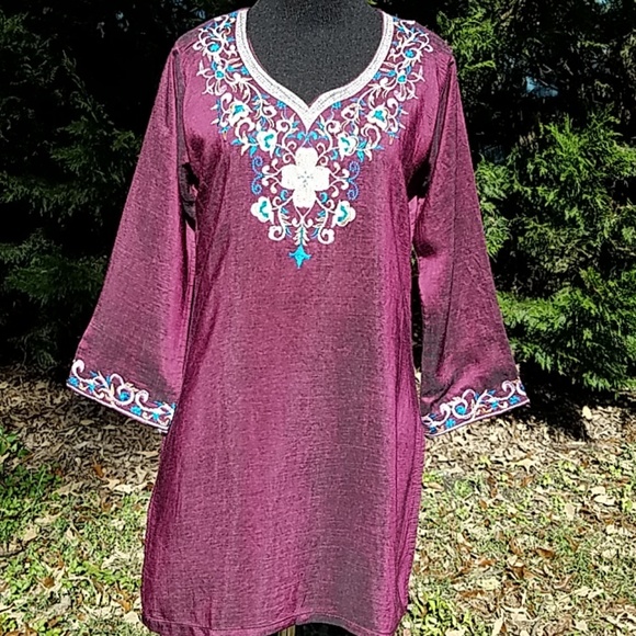 Tunic Style Top - Picture 2 of 8